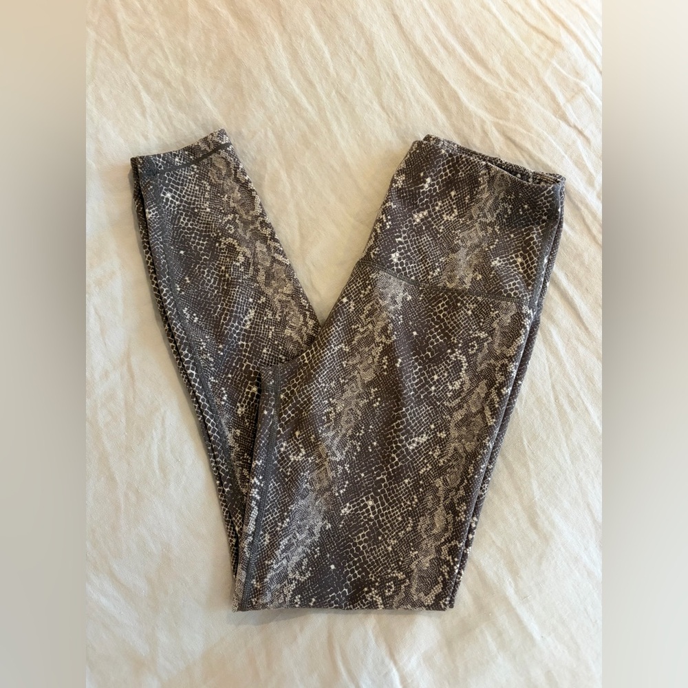 Varley Century 2.0 leggings cobra print small